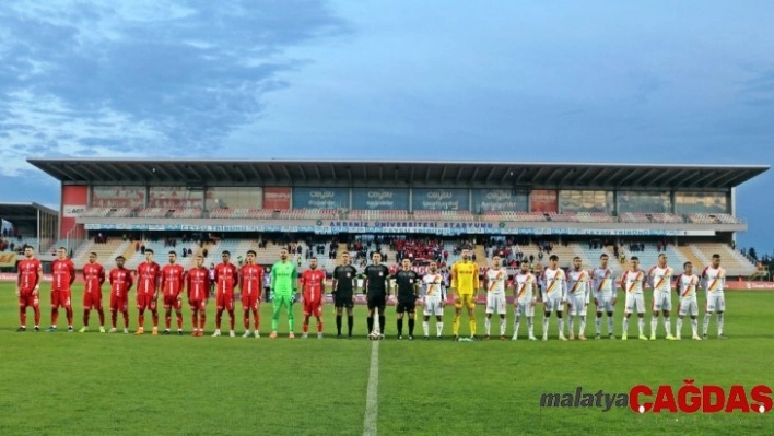 Ziraat Türkiye Kupası: Antalyaspor: 2 - Göztepe: 2 (İlk yarı)