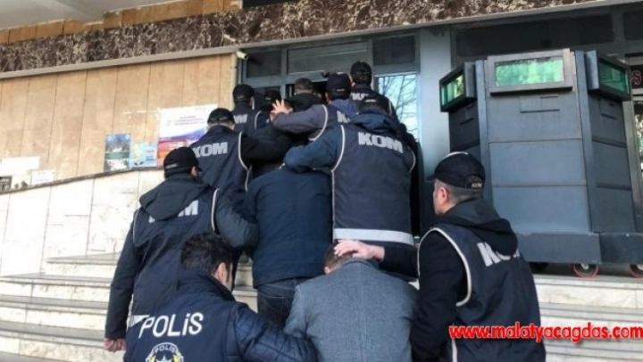 Malatya'da FETÖ'den 3 tutuklama