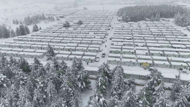 Kar kalınlığının 1 metreyi bulduğu