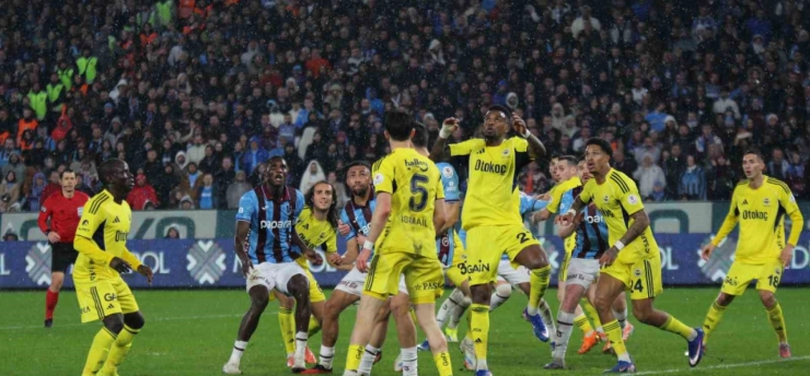 Fenerbahçe'den Trabzonspor'a karşı üst üste 5. galibiyet