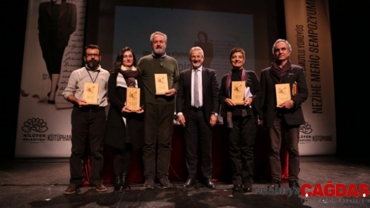 'Bir Umutlu Yürüyüş Nezihe Meriç Sempozyumu' başladı