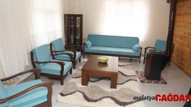 'Hayır Çarşısı' yüz güldürüyor