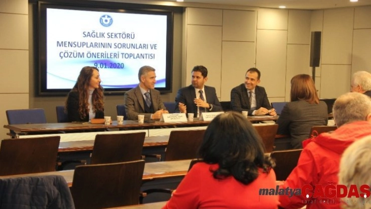 'İzmir'de sağlık turizmi İstanbul ve Antalya'ya göre çok geri kalmış durumda'