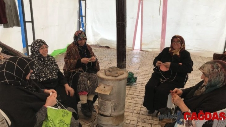 'Kadın Emek Pazarı' emekçileri zor günler yaşıyor