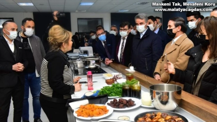 Kayısı Çiçeği Festivali ile Malatya yemekleri tanıtılıyor