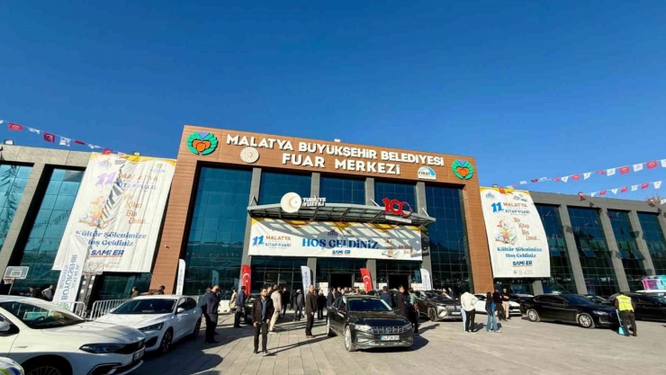 Anadolu Kitap ve Kültür Fuarı' 11'inci kez kapılarını açtı