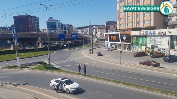 72 saatte 32 kişiye sokağa çıkma cezası