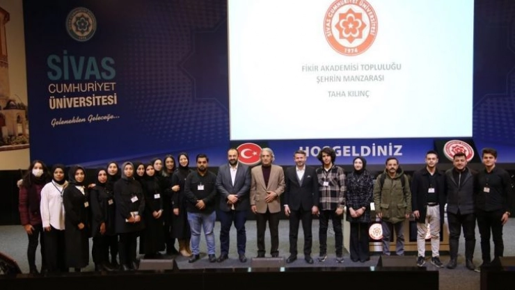 'Şehrin Manzarası' konferansı gerçekleştirildi