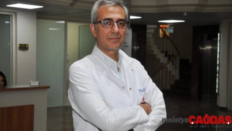 'Selfie'de burnunu gören cerraha koşuyor'