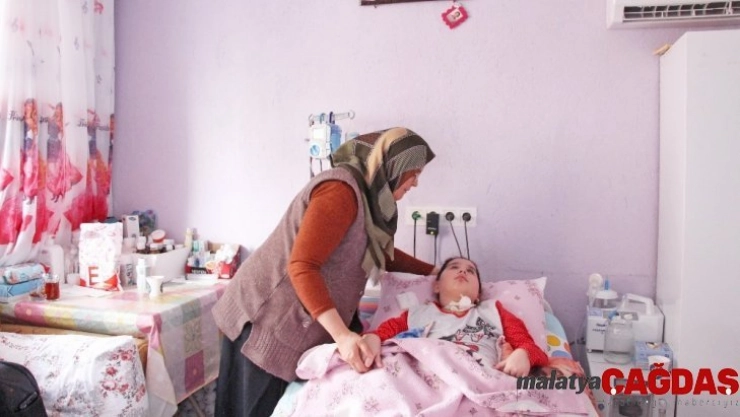 10 yaşındaki Ceren'in tedavisi bürokrasiye takıldı