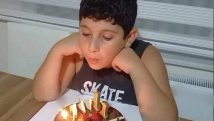 11 yaşındaki çocuk tabancayla kendini vurdu