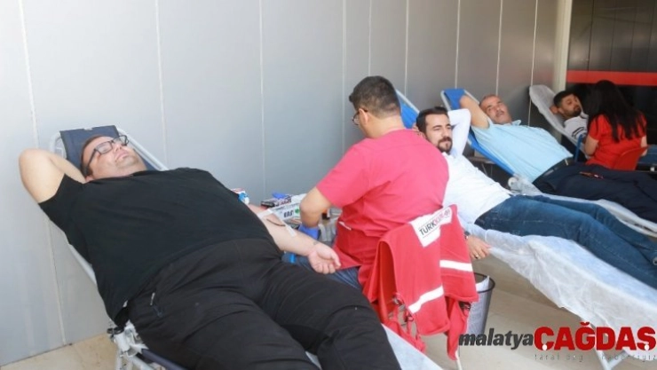 112'de kan bağış kampanyası