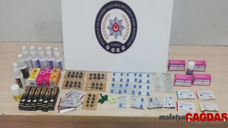 18 adet kaçak cinsel içerikli ürünle 58 adet kaçak cep telefonu ele geçirildi