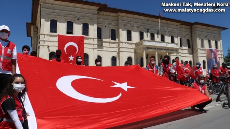 19 Mayıs kutlamalarında renkli görüntüler oluştu