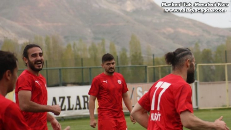 Sivas Belediyespor 3 Tarsus İdman Yurdu 2