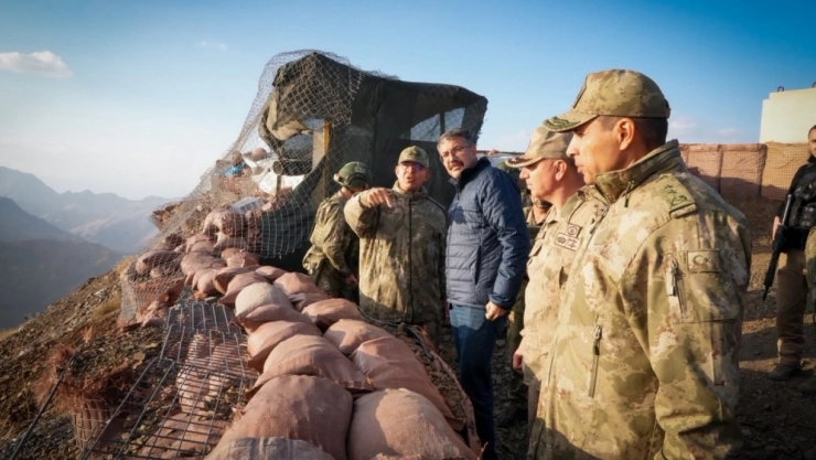 2. Ordu Komutanı Korgeneral Topaloğlu sınır noktasında