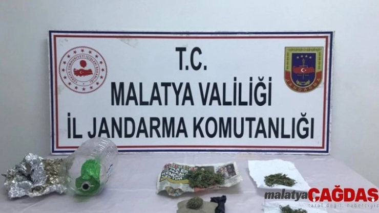 205 gram kubar esrar yakalandı