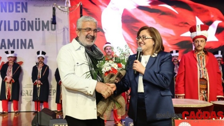 25 Aralık Kurtuluş Bayramı kutlandı