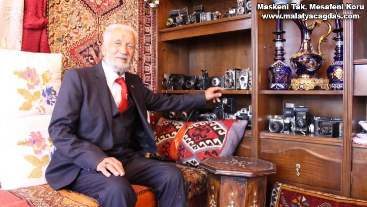 30 yılda biriktirdi, koleksiyon müzesine dönüştürdüğü evini 5 bin kişi ziyaret etti