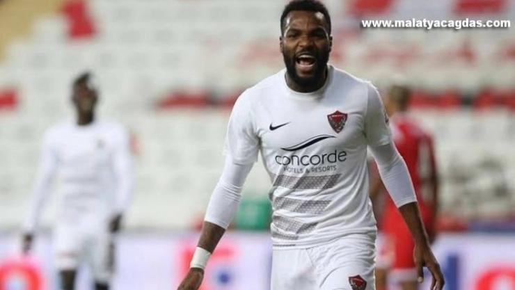 Aaron Boupendza resmen Al-Arabi'de