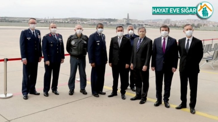 ABD Büyükelçiliği: 'Amerikalılar ve Türkler Covid-19'u birlikte çaba göstererek yenecek'