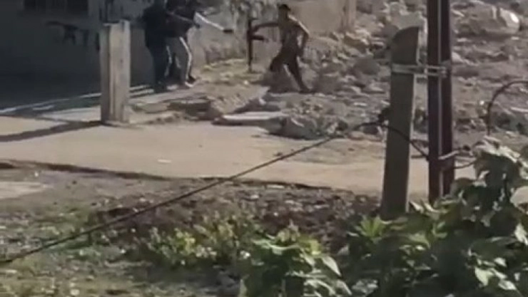 Adana'da film sahnelerini aratmayan silahlı çatışma