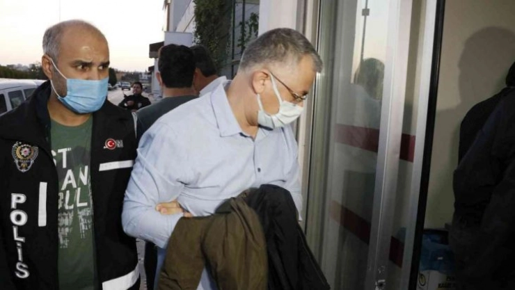 Adana'da ihaleye fesat operasyonu: 200 gözaltı