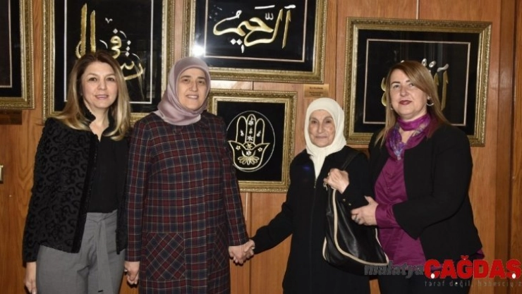 Adana'da sim sırma sergisi açıldı