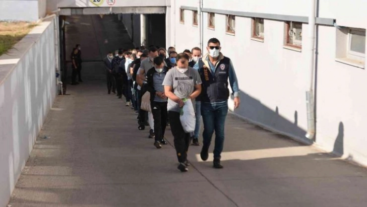 Adana merkezli yasadışı bahis operasyonuna 7 tutuklama