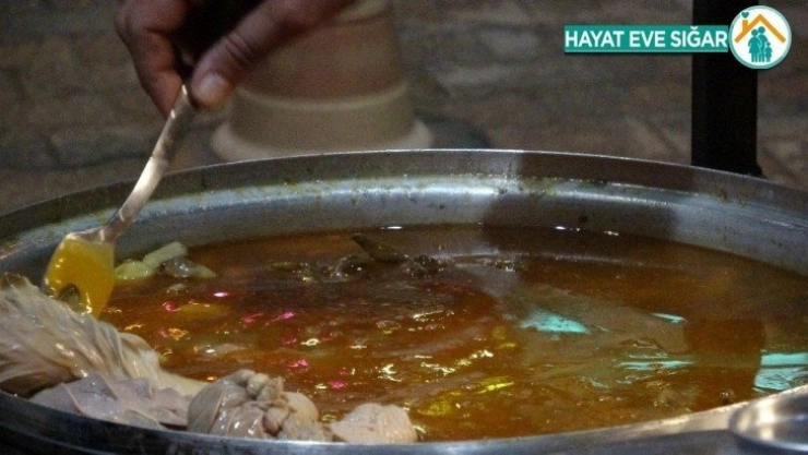 Adana'lılar Koronavirüs'e Şırdanla savaş açtı