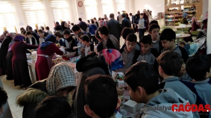 Afrika'da su kuyusu açtırmak için etkinlik düzenlendi