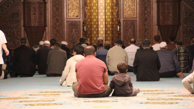 Ağrı Müftülüğü 'Mevlid-i Nebi' programı düzenledi