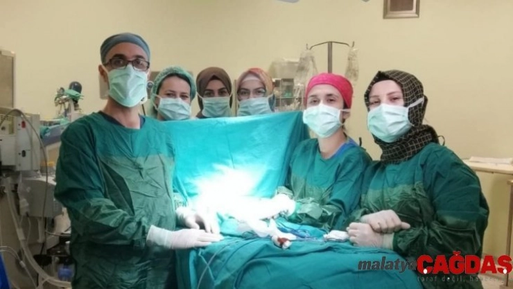 Ağrı sağlıkta ilkleri yaşamaya devam ediyor