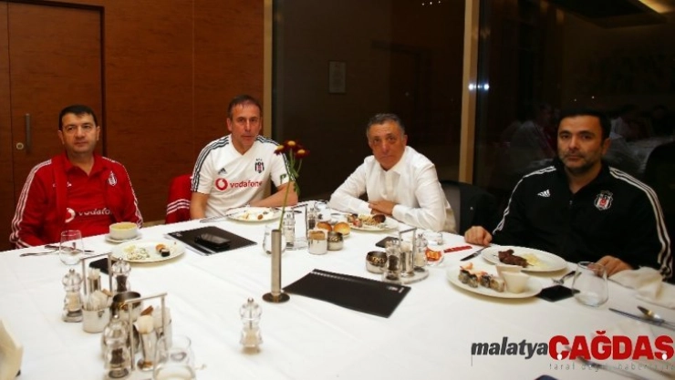 Ahmet Nur Çebi, Antalya'da takımla bir araya geldi