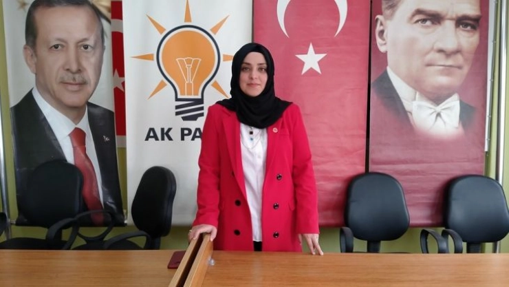 AK Parti Erzin Kadın Kolları Başkanlığına Kalaycı atandı