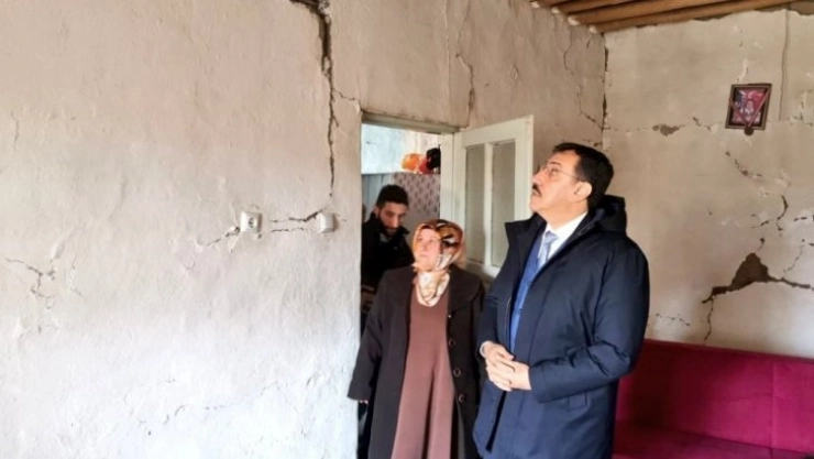 Tüfenkci: Yapılanlara baksalar deprem paralarının nerelere gittiğini görecekler