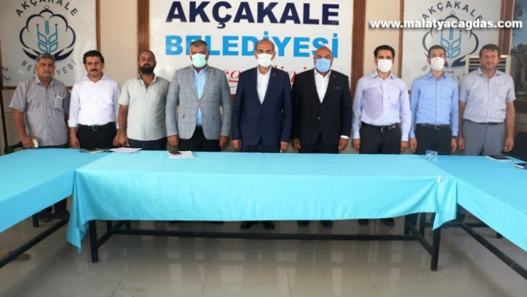 Akçakale Belediyesi'nden işçilere Barış Pınarı ve Pandemi ikramiyesi