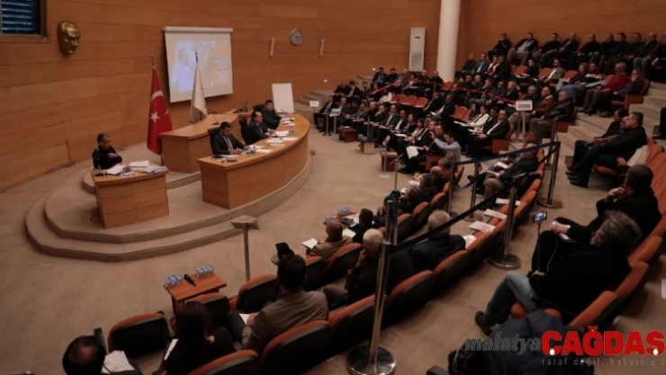 Akhisar'ın eski belediye binası kültür merkezi olacak