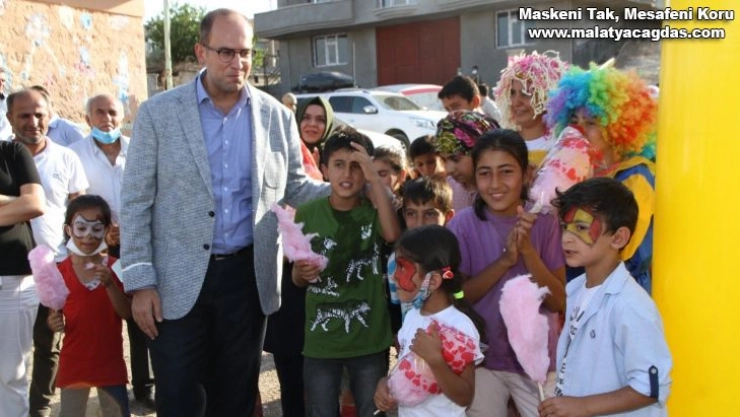 Akköy çocukları şenlikte gönüllerince eğlendi