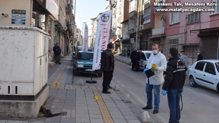 Alacak verecek meselesinde kan aktı: 1 yaralı