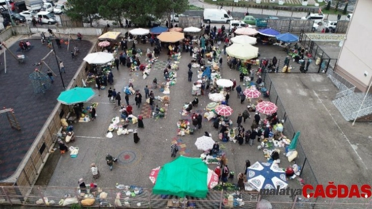 Altınordu köy pazarı yenileniyor