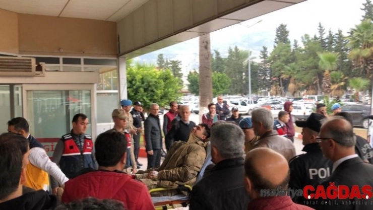 Amanoslar'da EYP patladı: 3 asker yaralı