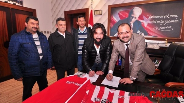 Amatör kulüp, belediye başkanını kadrosuna kattı