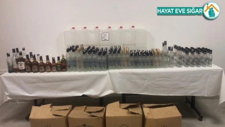 Ankara'da sahte alkol satanlara suçüstü