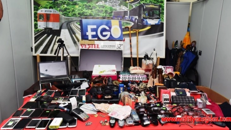 Ankara'da toplu taşıma araçlarında unutulan eşyalar satışa çıkarılacak