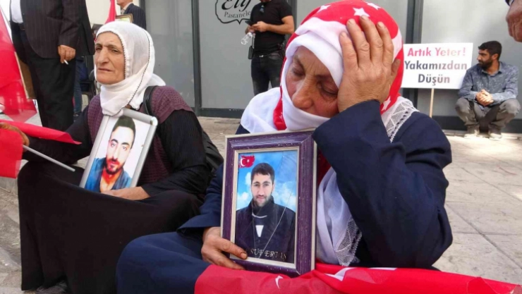 Anne Nazlı Sancar: 'Al bayrağı Kandil'e dikeceğiz'