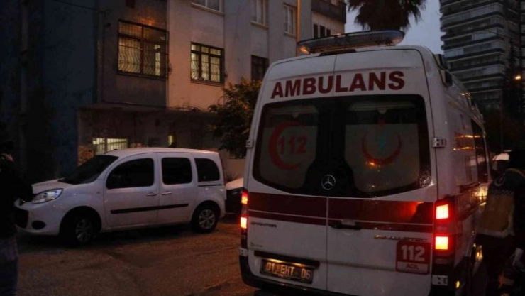 Anne ve kızı yemek masasında infaz edildi