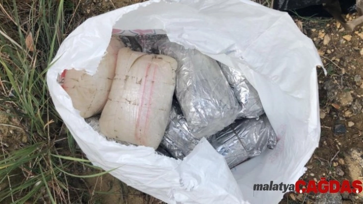 Antalya'da jandarmadan 3,5 milyon liralık uyuşturucu baskını