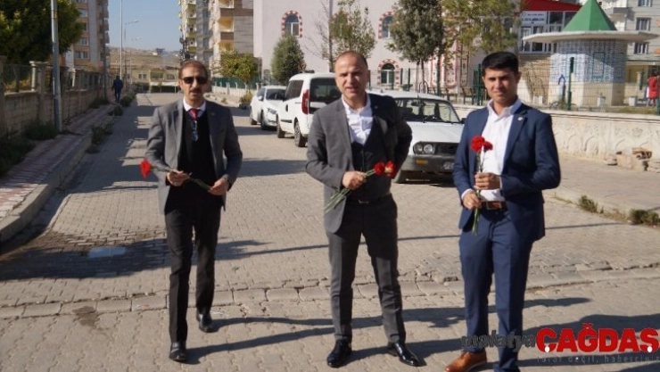 Aybüke öğretmen şehit edildiği yerde anıldı