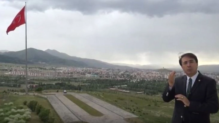 Aydemir: 'Dadaşlık milli şuura sahip çıkmaktır'